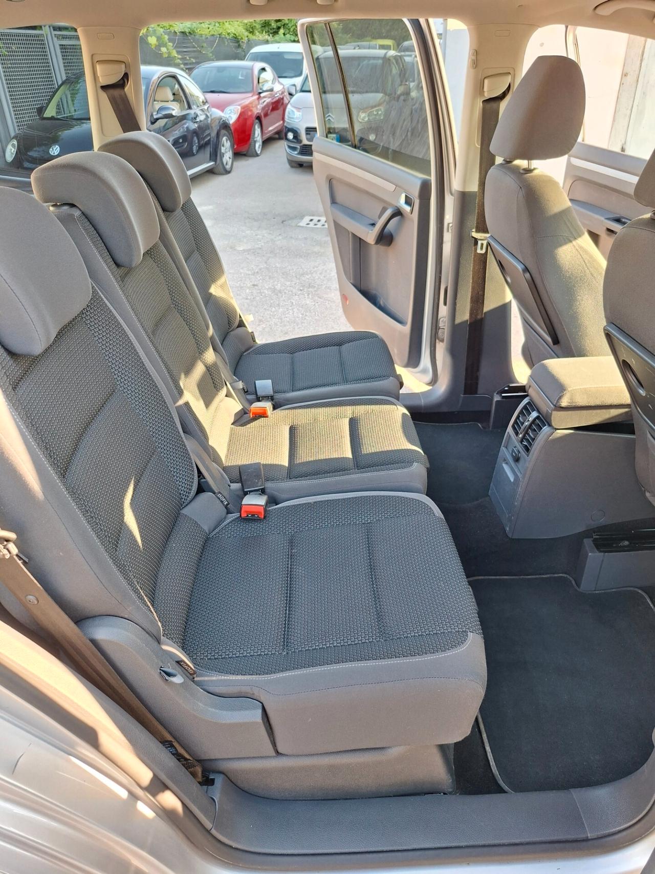 Volkswagen Touran Business 1.4 Highline EcoFuel