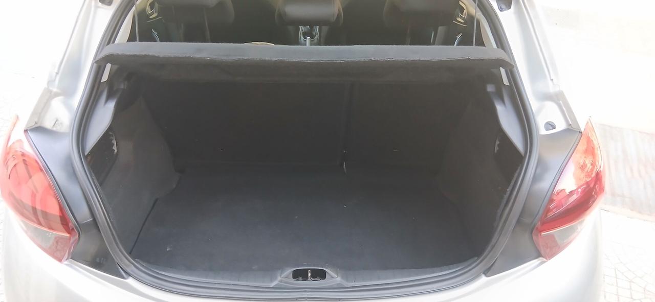 PEUGEOT 208 BlueHDi 75 5 PORTE ALLURE