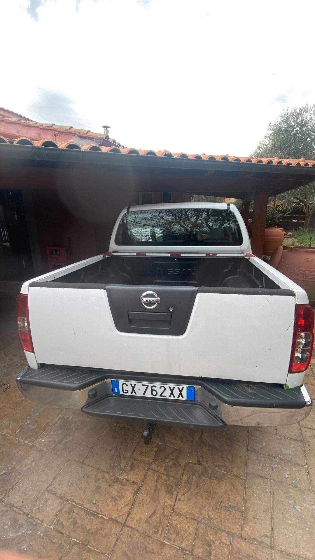 Nissan Navara 2.5 dCi 190CV 4 porte Double Cab XE