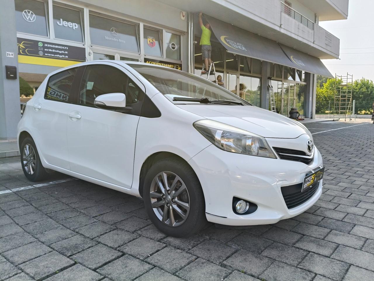 Toyota Yaris 1.0 5 porte Lounge