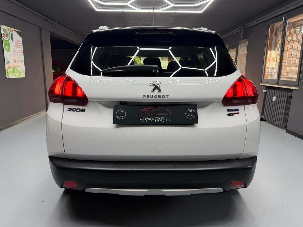 Peugeot 2008 BlueHDi 100 GT Line