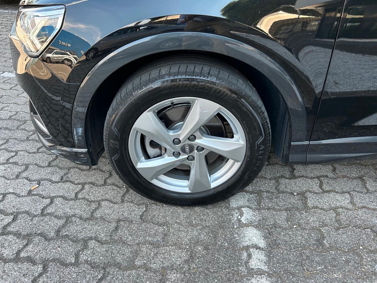 Audi Q3 40 2.0 tdi quattro 190cv s-tronic GRANDINATA