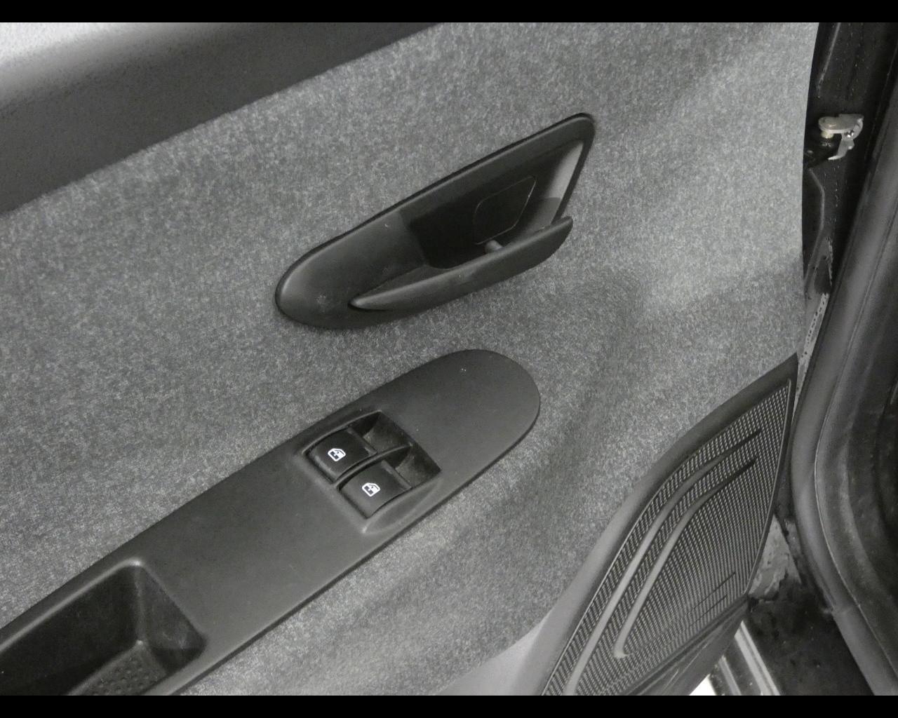 LANCIA Ypsilon 3ª serie - Ypsilon 1.0 FireFly 5 porte S&S Hybrid Silver