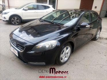 Volvo V40 D2 1.6 Powershift Kinetic