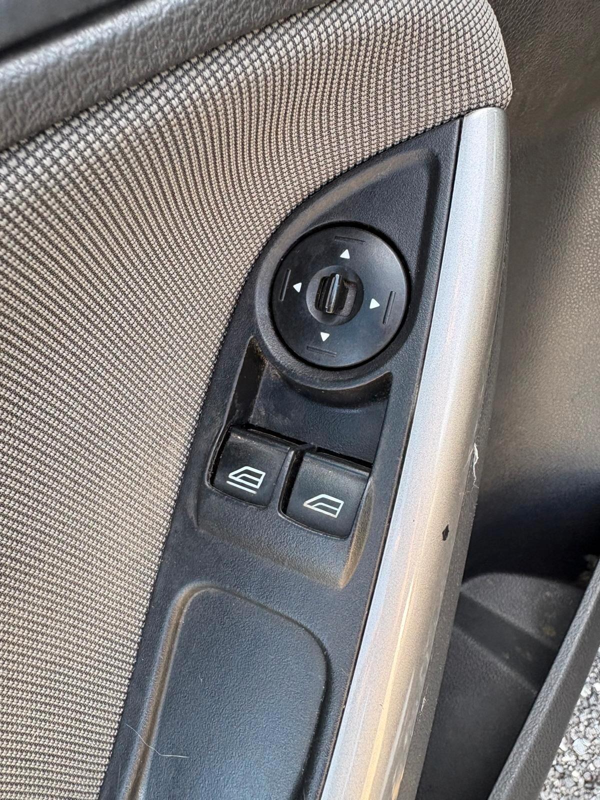 Ford Focus 1.6 TDCi 115 CV Individual