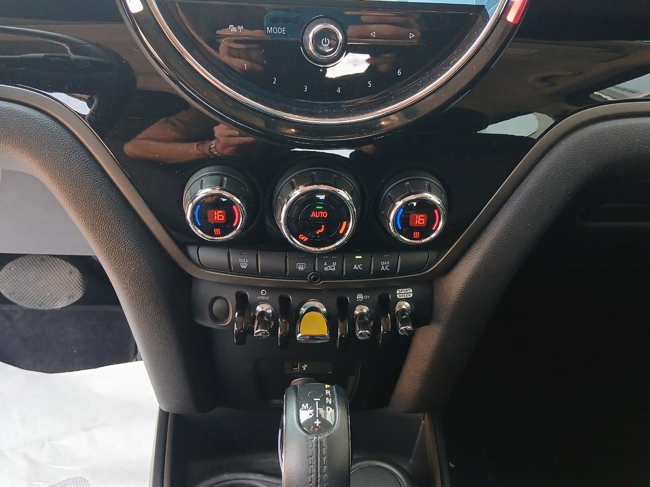 Mini Countryman Cooper SE Business 1.5 Twin Power Turbo eDrive ALL4 Steptronic
