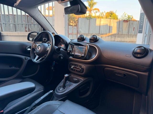 Smart ForTwo BRABUS 0.9 cabrio Xclusive