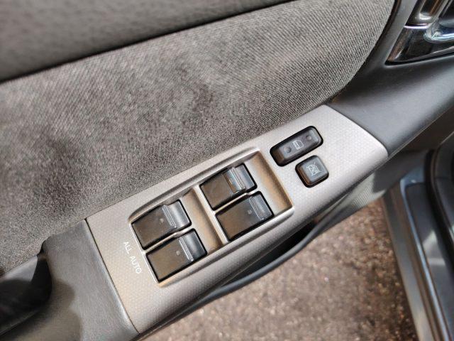 TOYOTA Corolla 1.4 D-4D 5 porte Sol AUTOMATICA