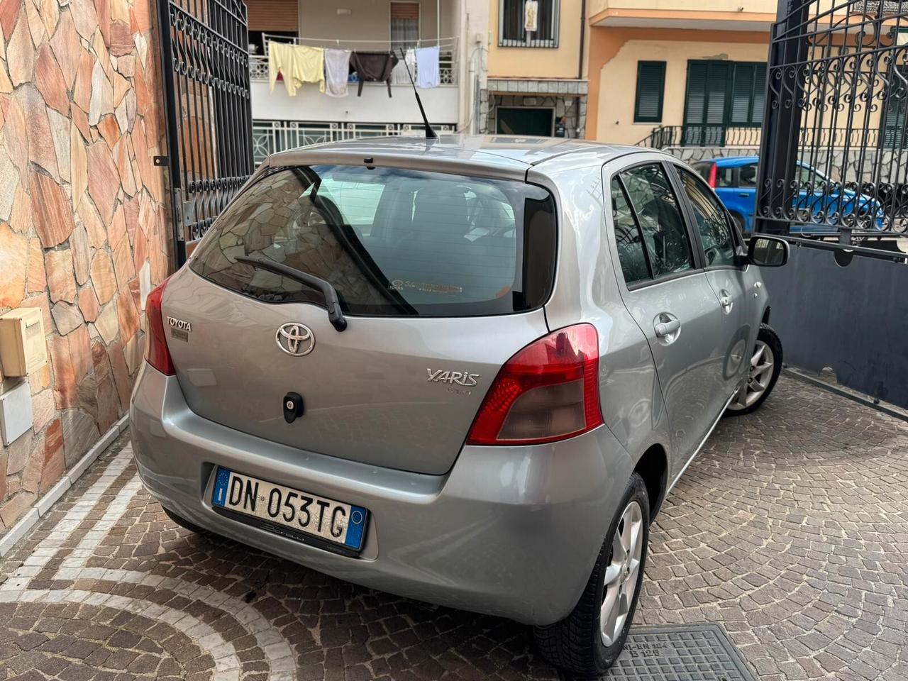 Toyota Yaris 1.4D Navi 5 porte