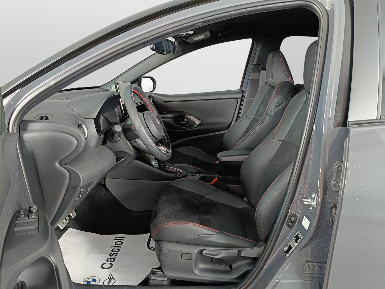 TOYOTA Yaris 1.5 Hybrid 130 - GR SPORT MY25