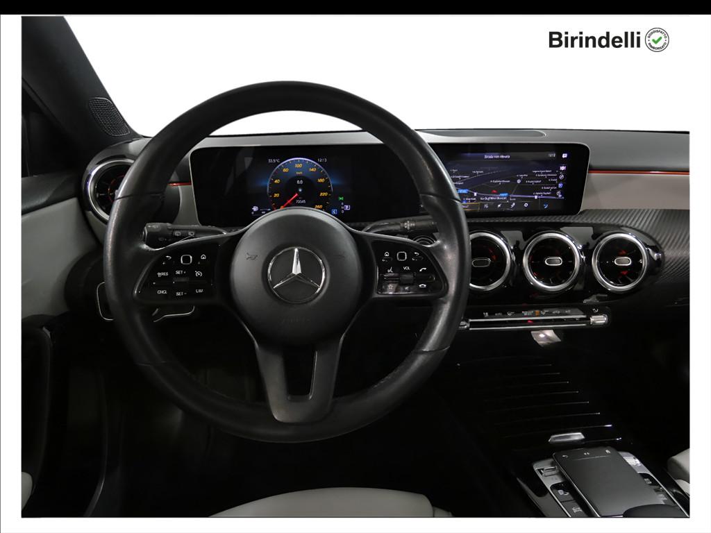 Mercedes-Benz Classe A (W177) - A 180 d Automatic Business
