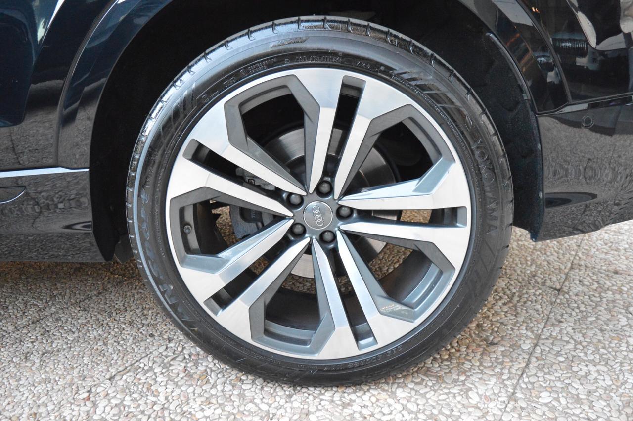 Audi Q8 50 TDI 286 CV quattro tiptronic S line