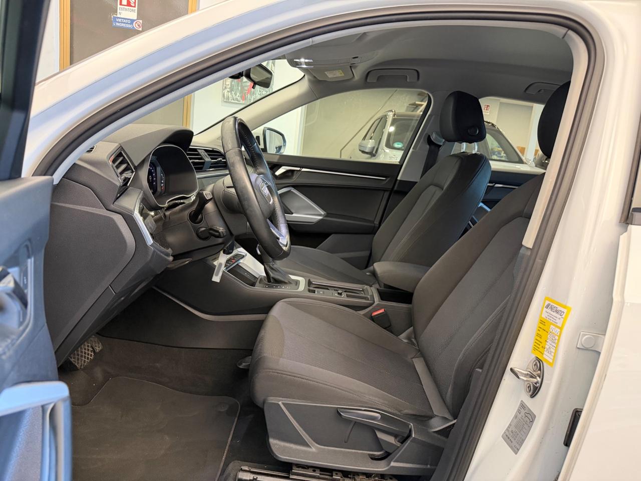 Audi Q3 35 TDI S tronic Business Advanced