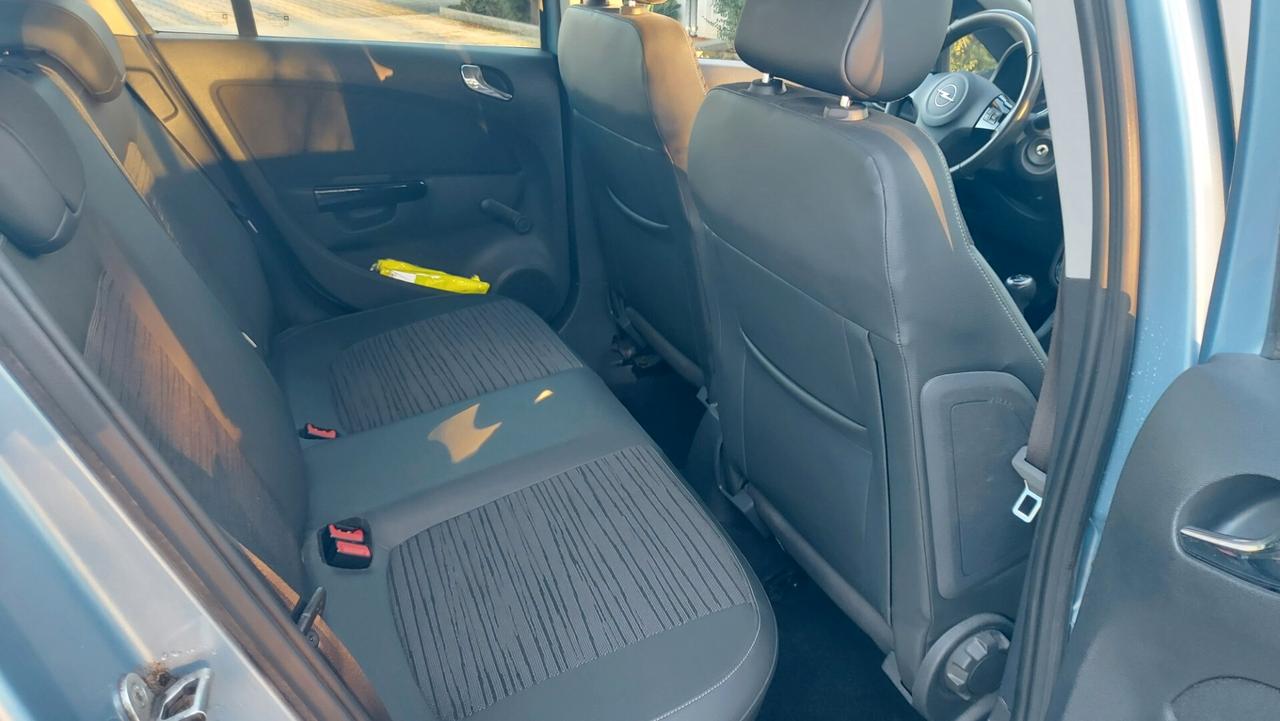 Opel Corsa 1.2 - GPL-TECH Edition