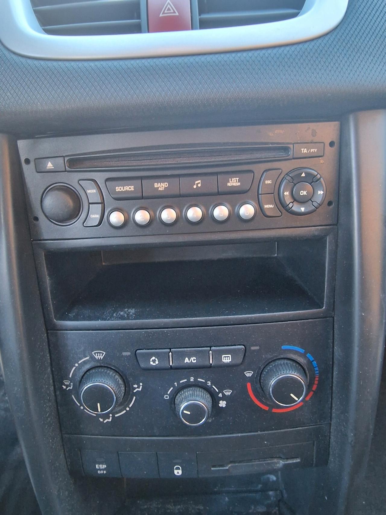 Peugeot 207 1.4 HDi 70CV FAP 5p. XS, 133 mila chilometri