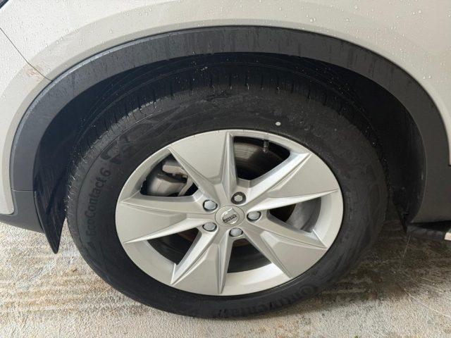 VOLVO XC40 B3 automatico Core