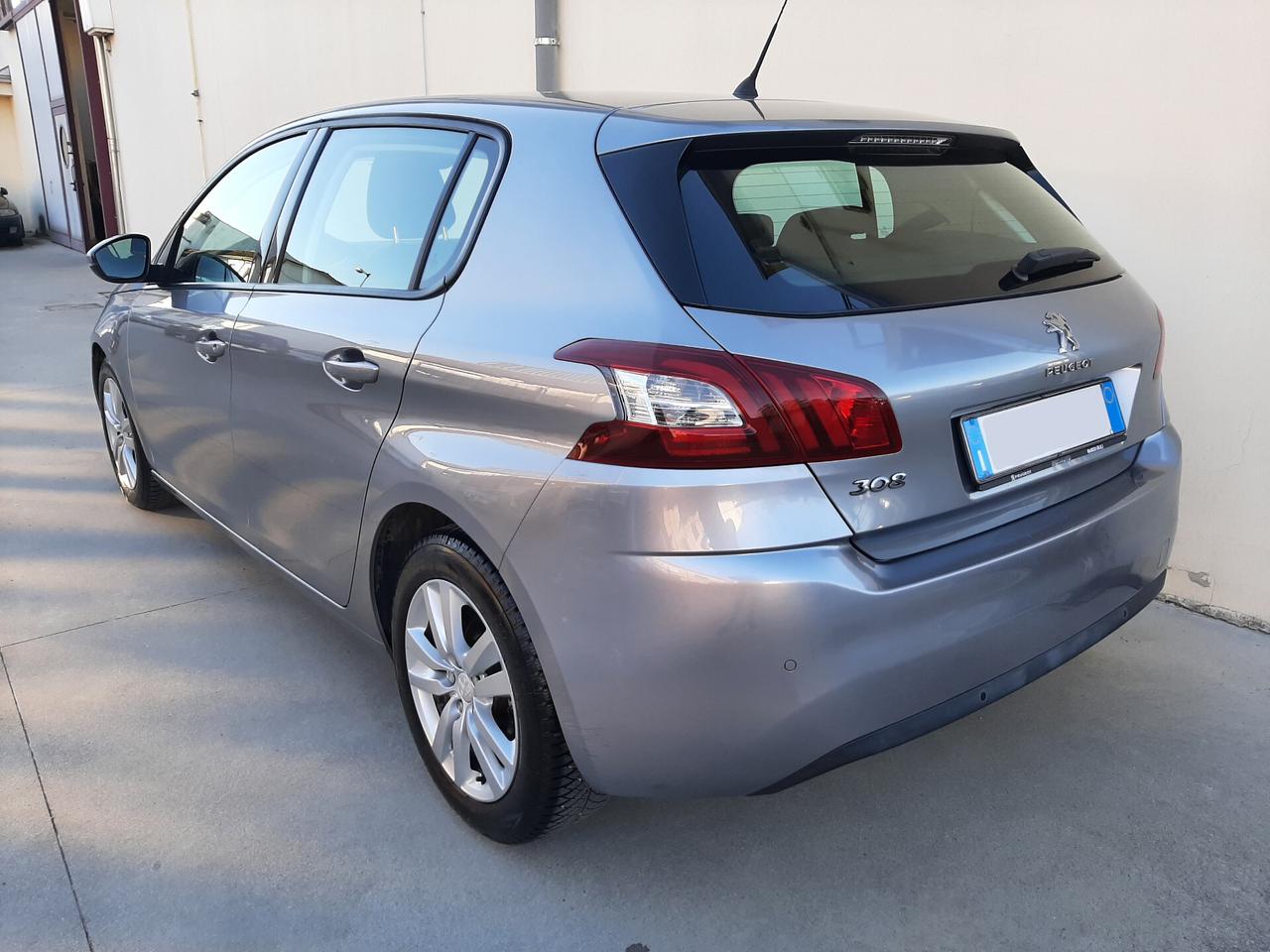 Peugeot 308 1.6 HDI 92cv Business