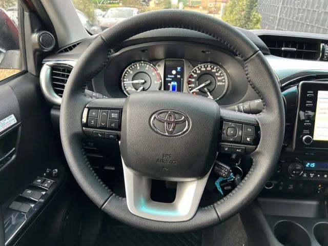 Toyota Hilux 2.4 D-4D AT 4WD 5-S Professional Premium L