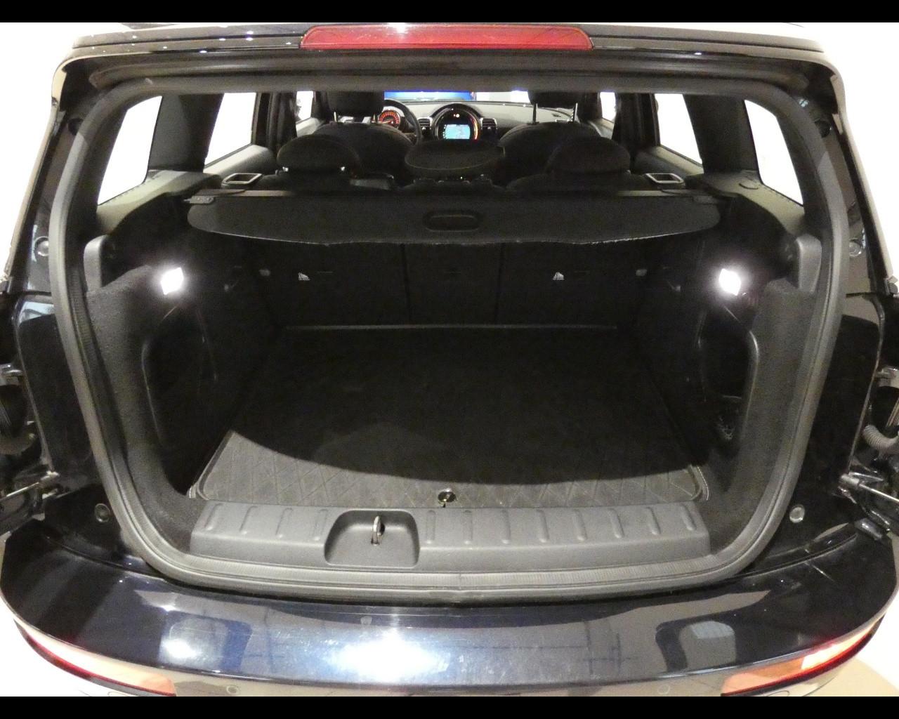 MINI Mini Clubman (F54) - Mini 1.5 One Mayfair Edition Clubman