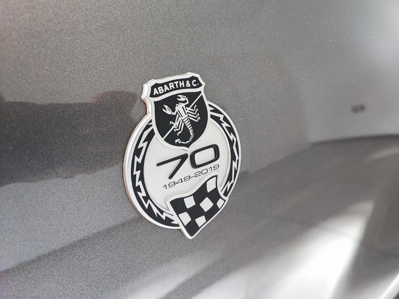 Abarth 595 1.4 Turbo T-Jet Turismo FULL OPTIONAL