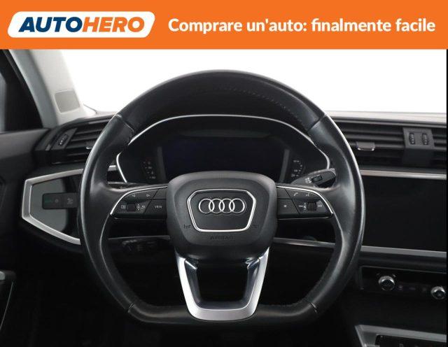 AUDI Q3 40 TFSI quattro S tronic Business Advanced