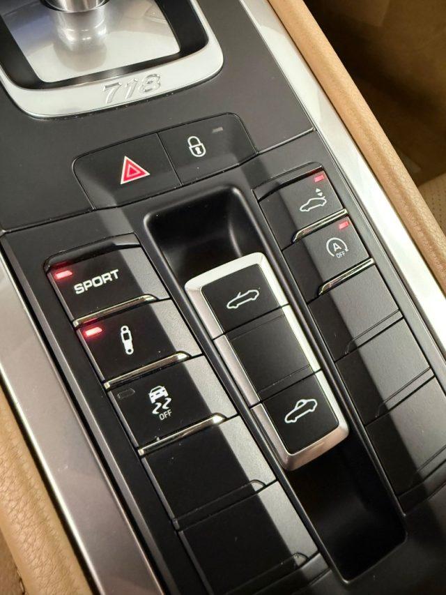 PORSCHE Boxster 718 Boxster 2.0 300 cv