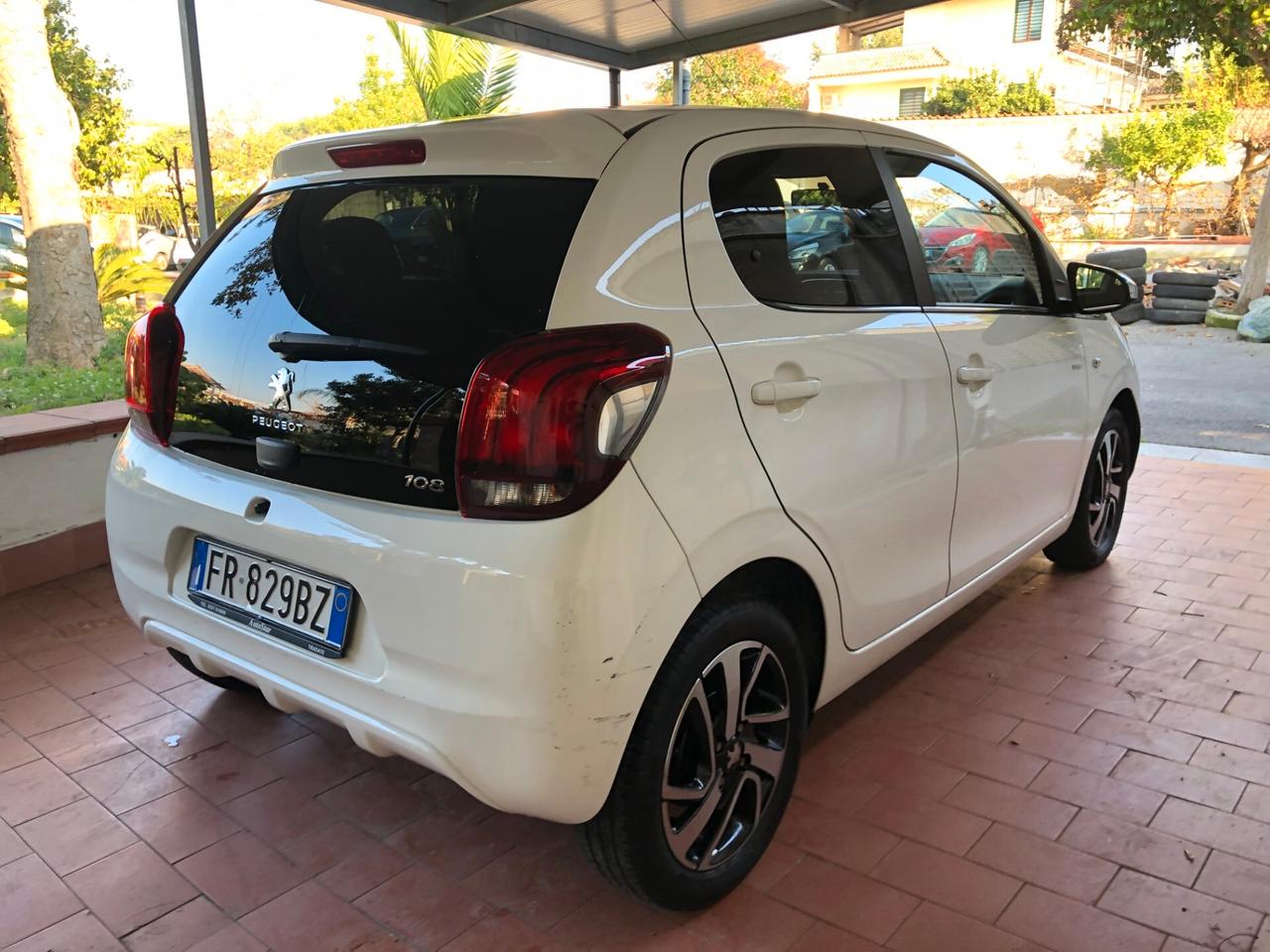 Peugeot 108 VTi 72 5 porte Style