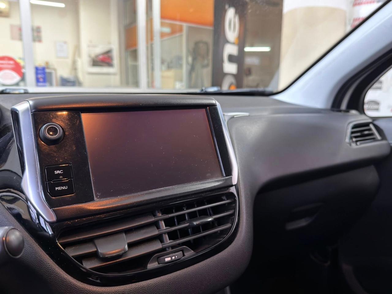 Peugeot 208 PureTech 82 5p. GPL Allure