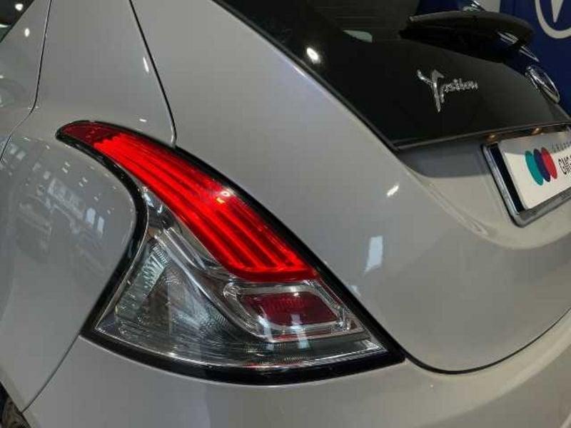 Lancia Ypsilon III 2015 1.2 Gold 69cv my18