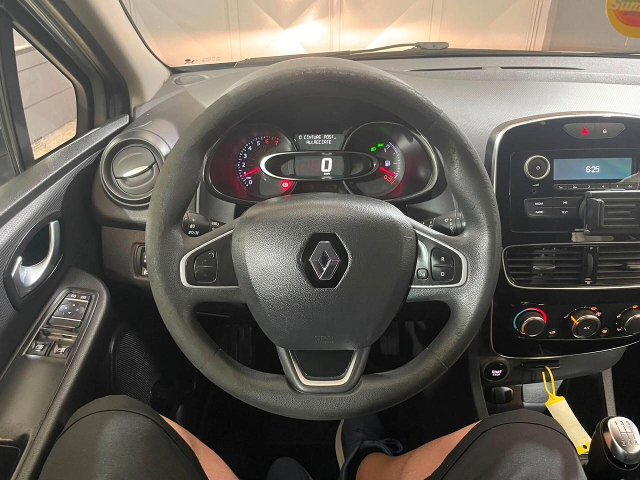 Renault Clio Sporter 1.2 75CV Intens