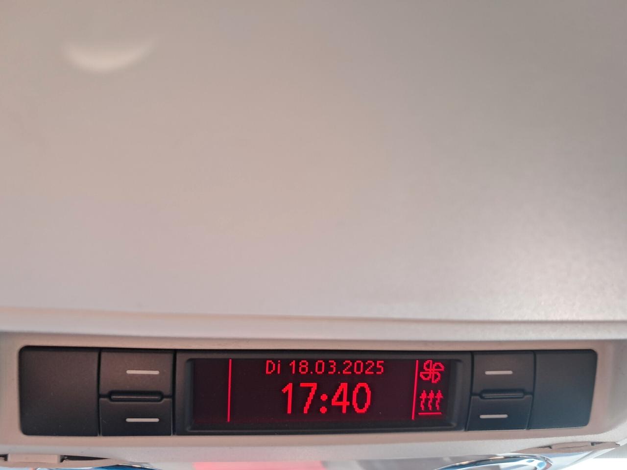 VOLKSWAGEN T5 MULTIVAN 4MOTION 174 CV AUTOCARAVAN