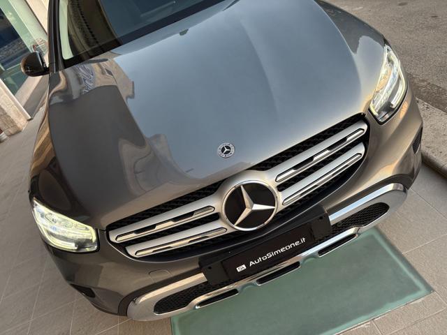 MERCEDES-BENZ GLC 300 de 4Matic Plug-in hybrid Sport.