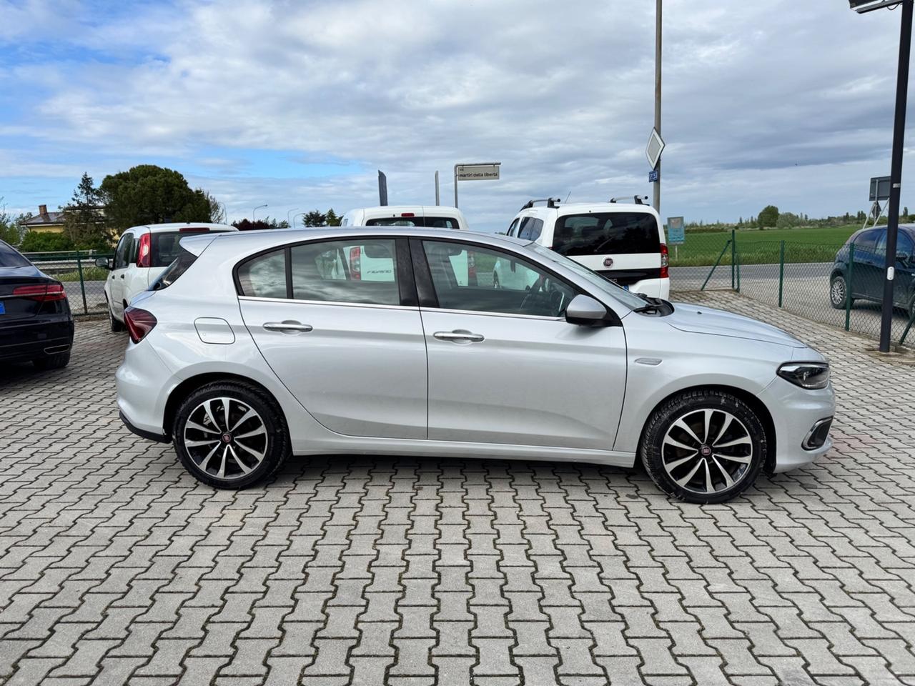 Fiat Tipo 1.6 Mjt S&S 5 porte Lounge