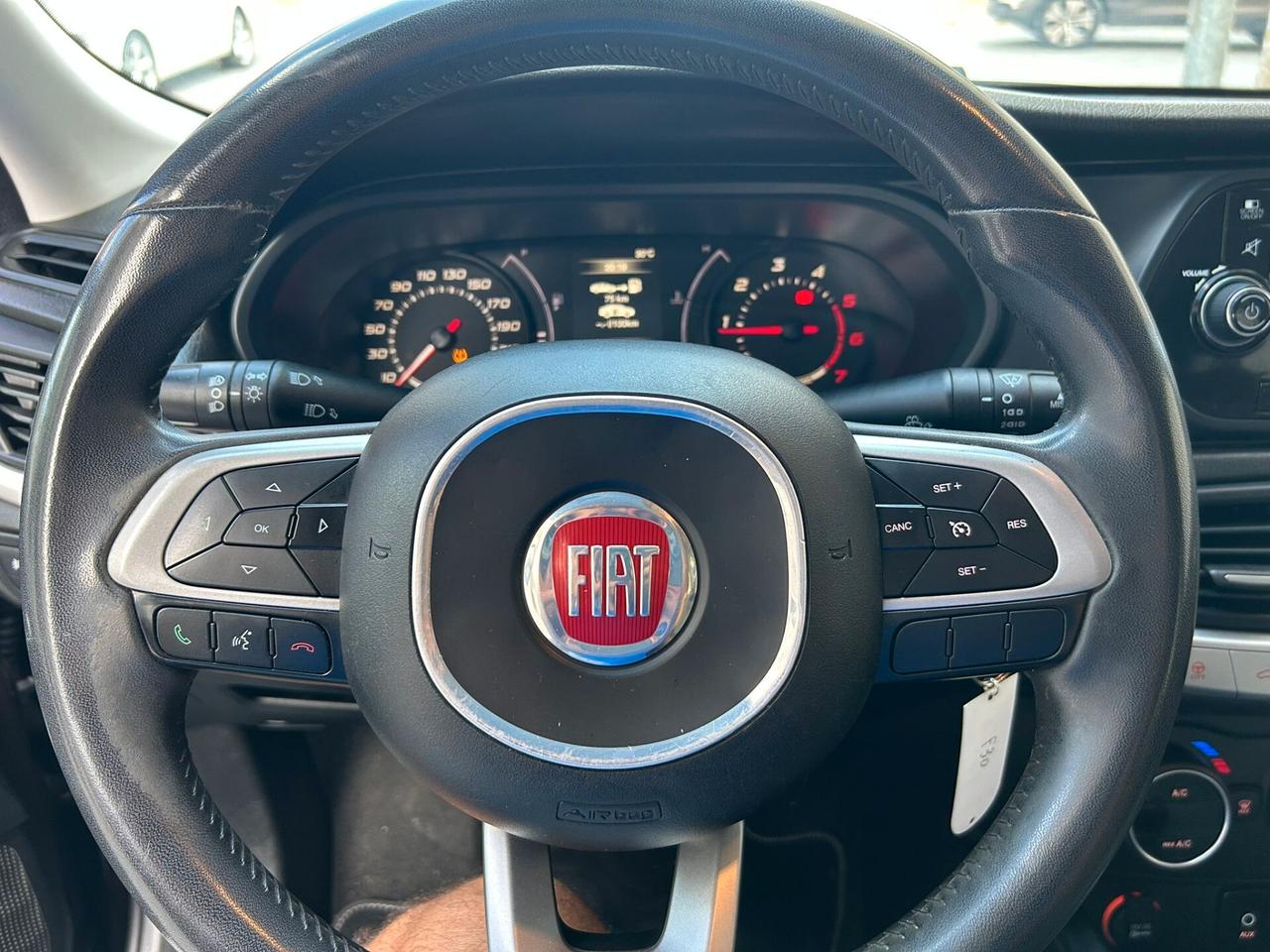 Fiat Tipo 1.6 Mjt 4 porte "LOUNGE"