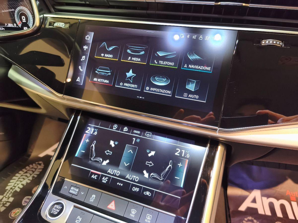 AUDI Q8 50 TDI 286 CV quattro S-LINE