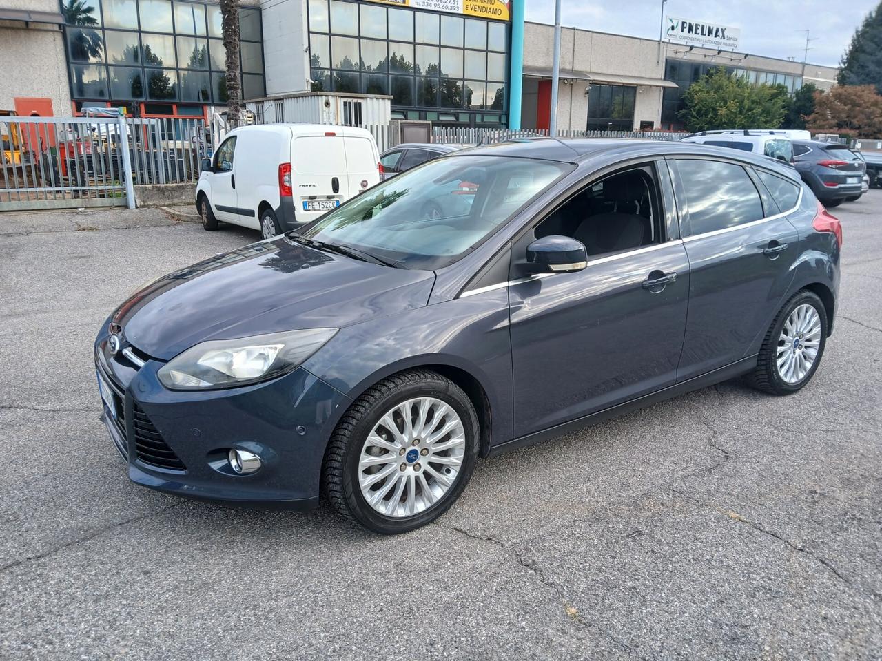 Ford Focus 1.6 (125CV) 5p. Ikon