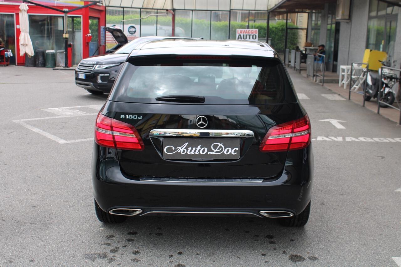 Mercedes-benz B 180 D AUTOMATIC PREMIUM PELLE CARTIER LED PARI AL NUOVO