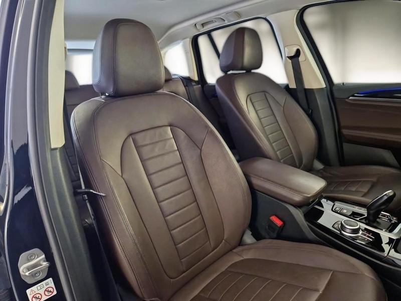 BMW X3 xDrive 20d MH48V Luxury Autom.