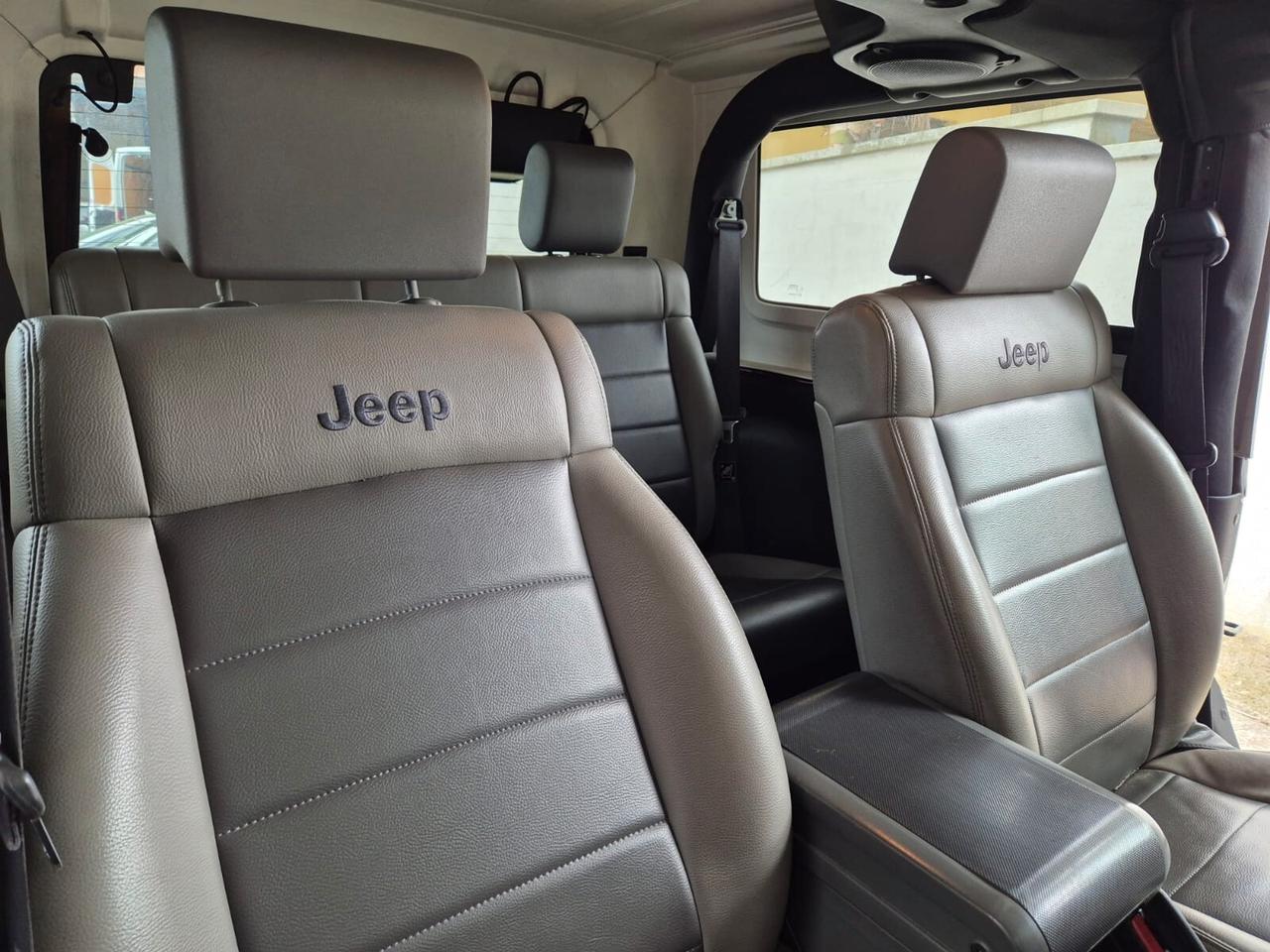 Jeep Wrangler JK 2.8 CRD 177 cv solo 132.848 km