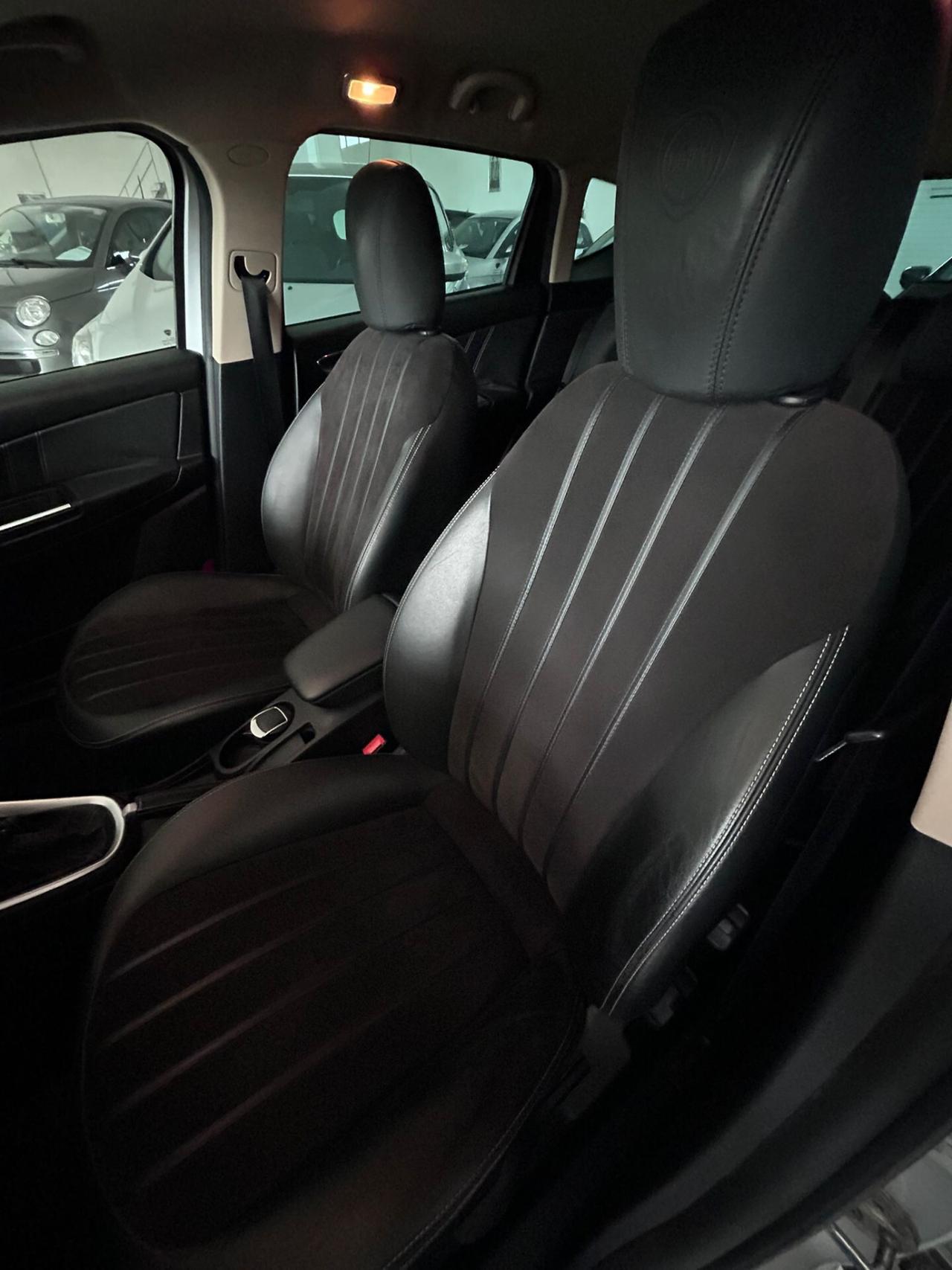 Lancia Delta 1.6 MJT DPF Argento