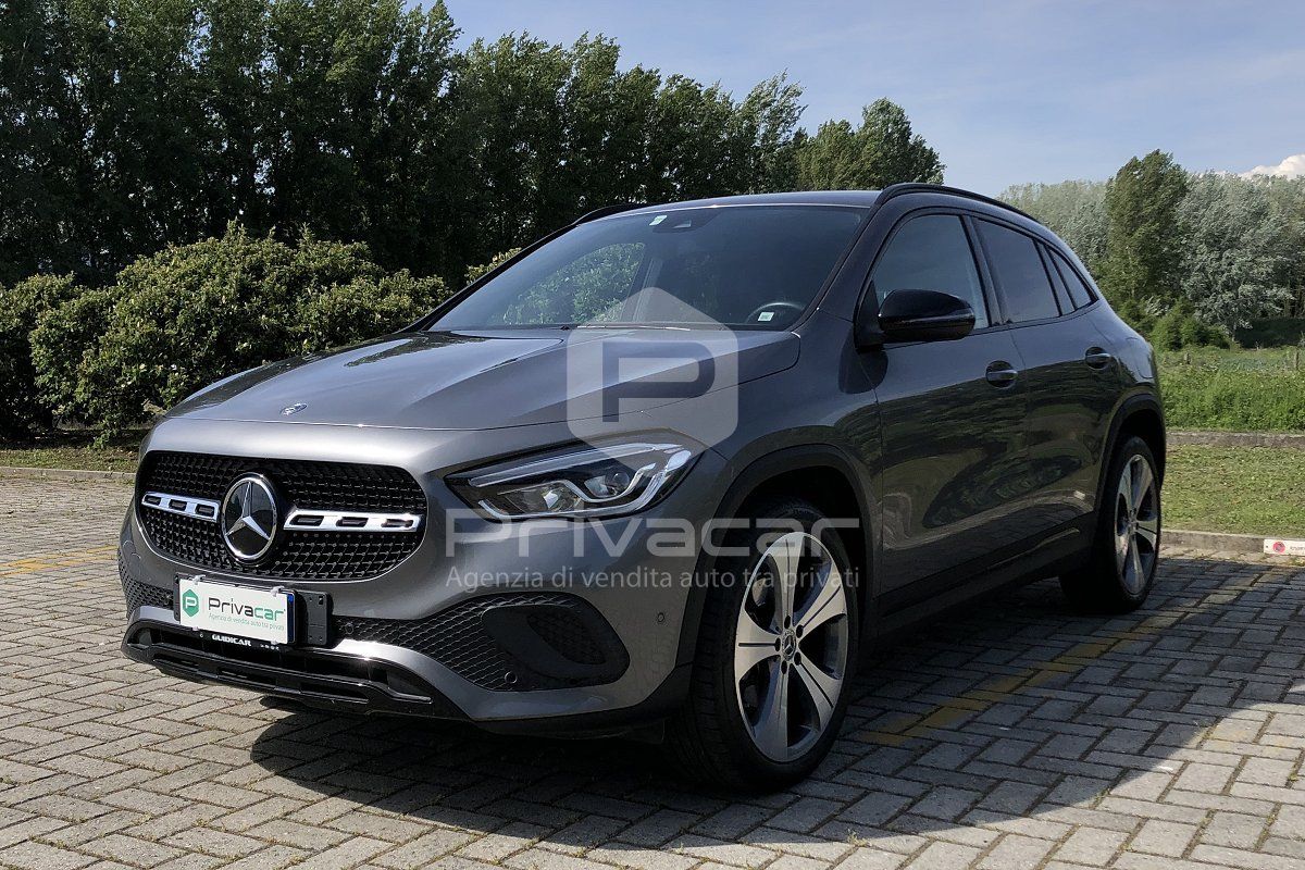 MERCEDES GLA 200 d Automatic Sport Plus