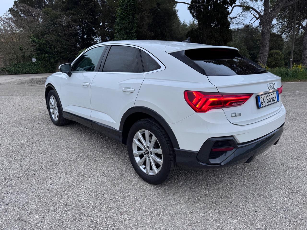 Audi Q3 SPB 35 TDI S tronic Business Plus