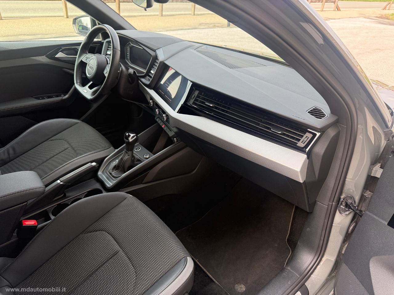 AUDI A1 SPB 35 TFSI S tronic S line edition S LINE BLACK PACK