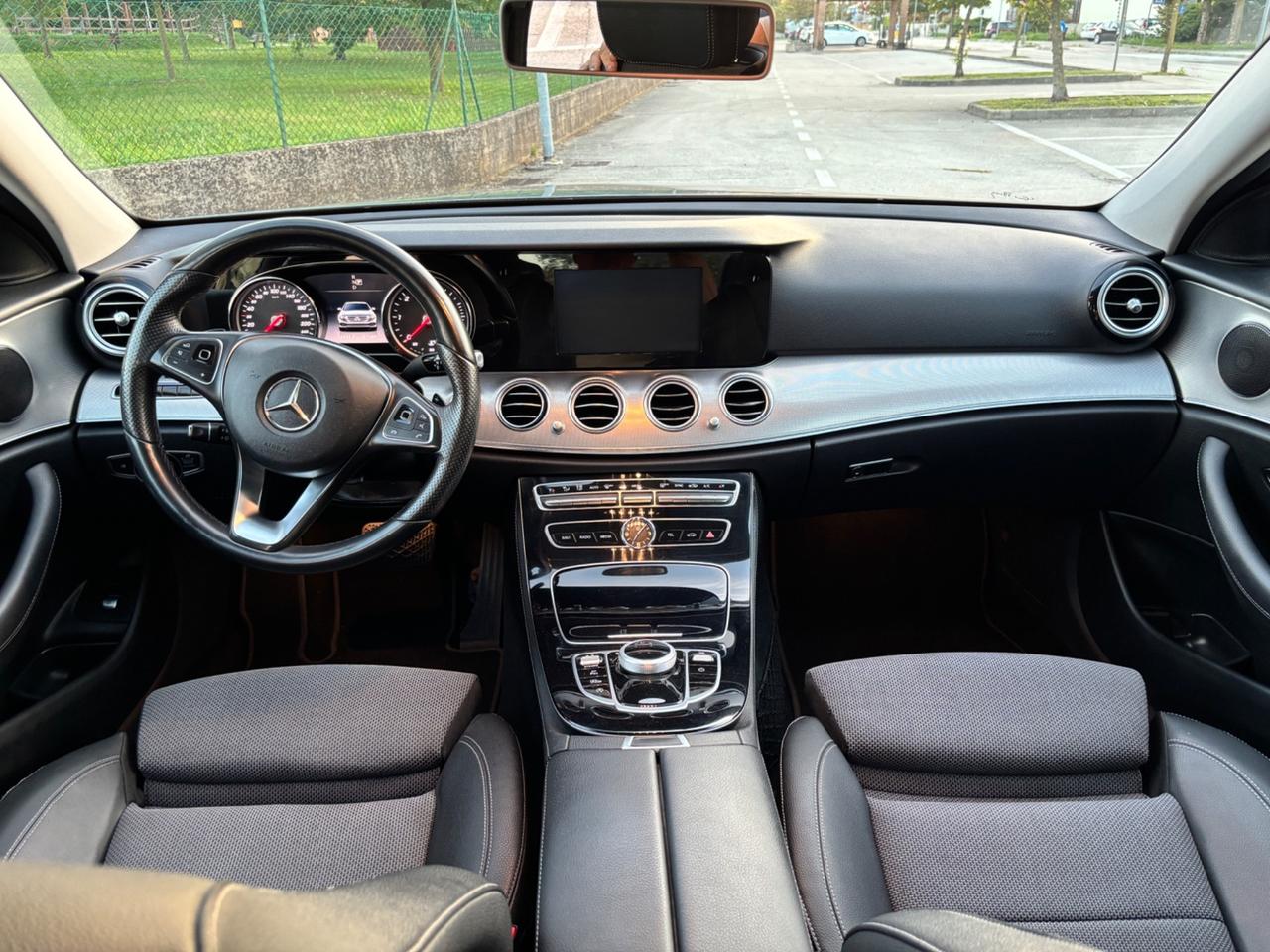 Mercedes-benz E 220 Business Sport