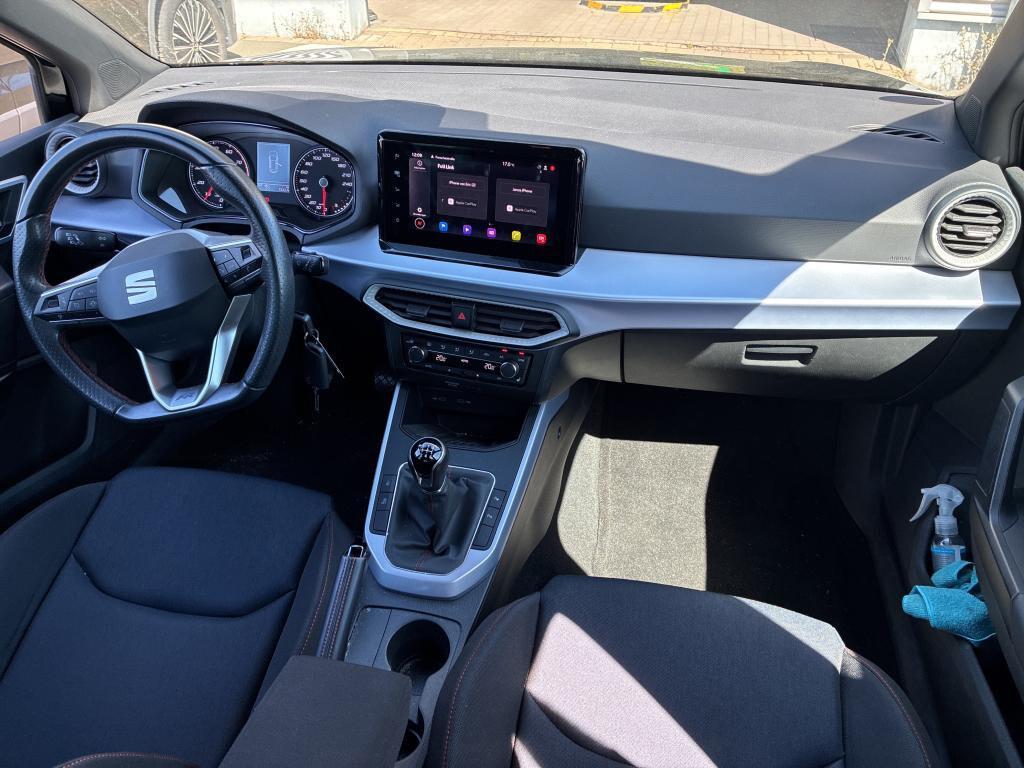 Seat Arona 1.0 TGI FR Navi, Sedili riscaldati, Retrocamera