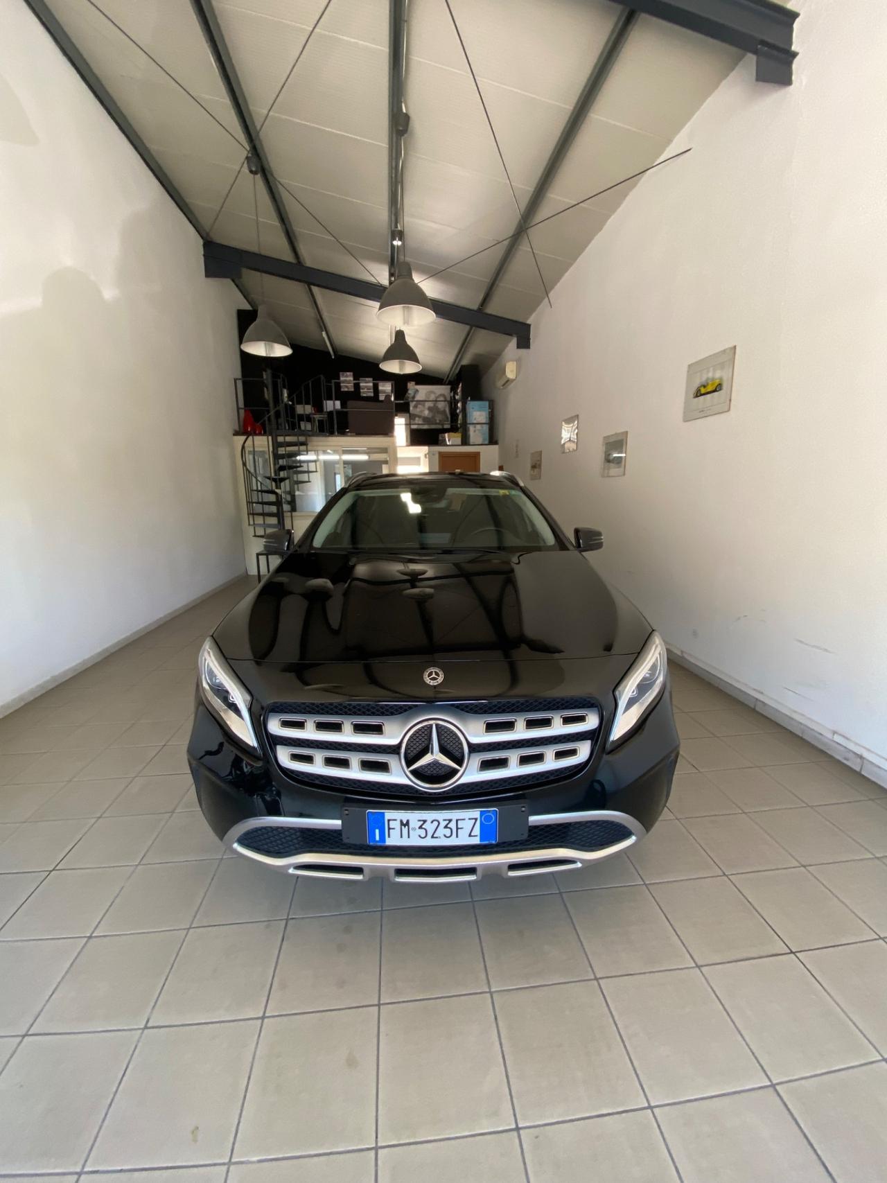 Mercedes-benz GLA 200 d Sport