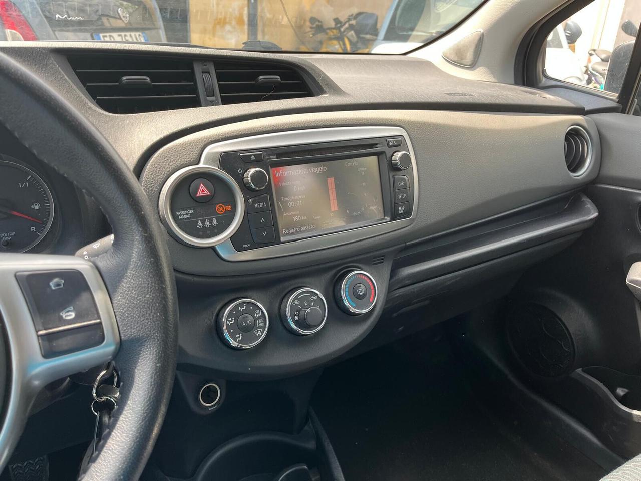 Toyota Yaris 1.3 3 porte Style
