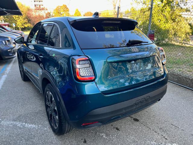 FIAT 600 Hybrid 100 CV DCT MHEV La Prima