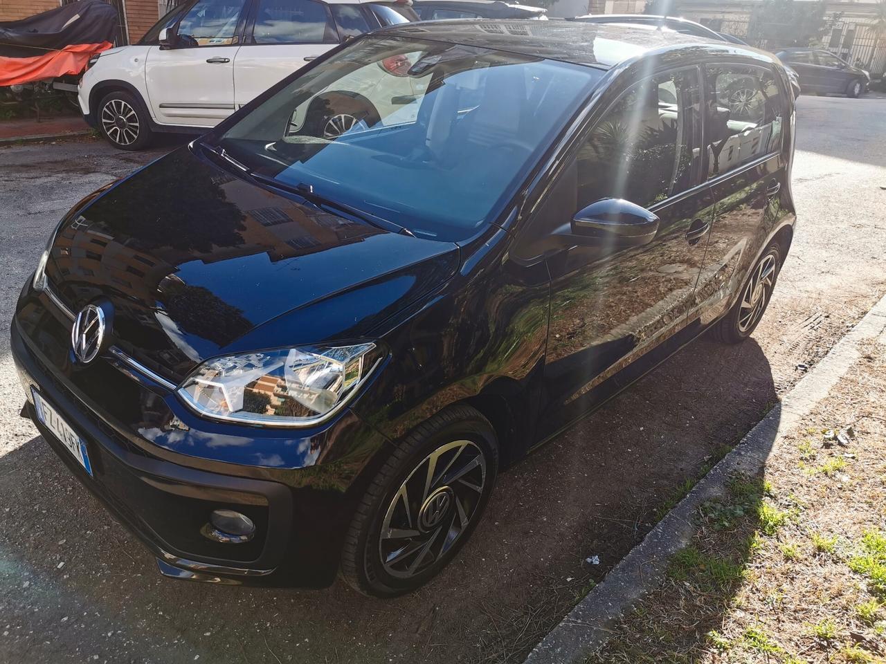 Volkswagen up 5 porte GARANZIA - OK NEOPATENTATI