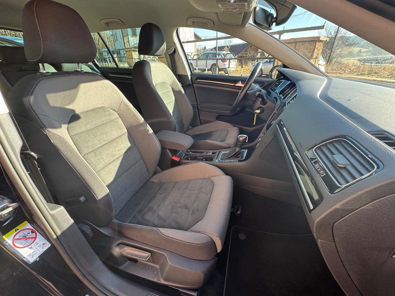 Volkswagen Golf 1.5 eTSI 150 CV EVO ACT DSG Life